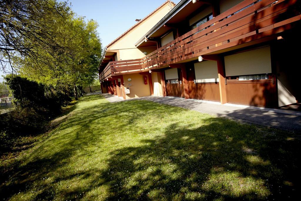 Campanile & Restaurant 3*
