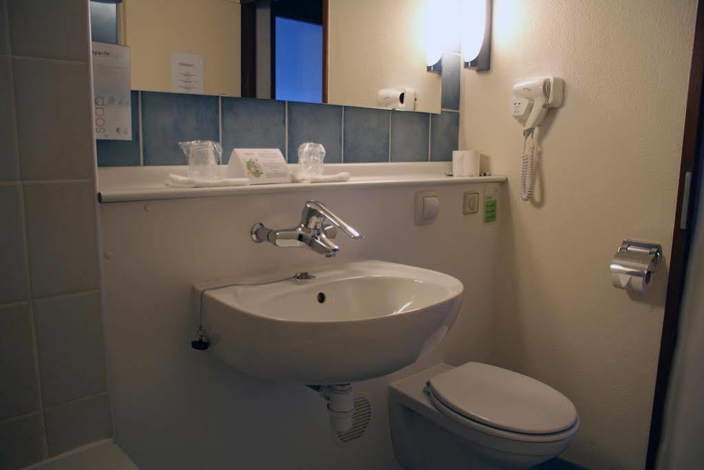 Campanile & Restaurant Hotel